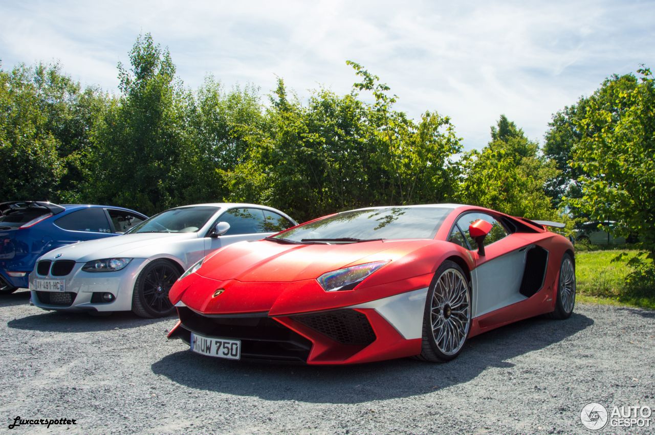 Lamborghini Aventador LP750-4 SuperVeloce