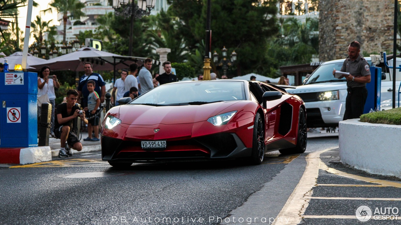 Lamborghini Aventador LP750-4 SuperVeloce Roadster