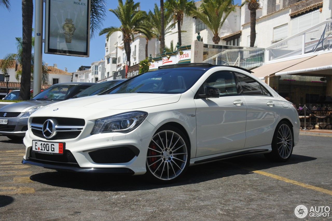 Mercedes-Benz CLA 45 AMG C117