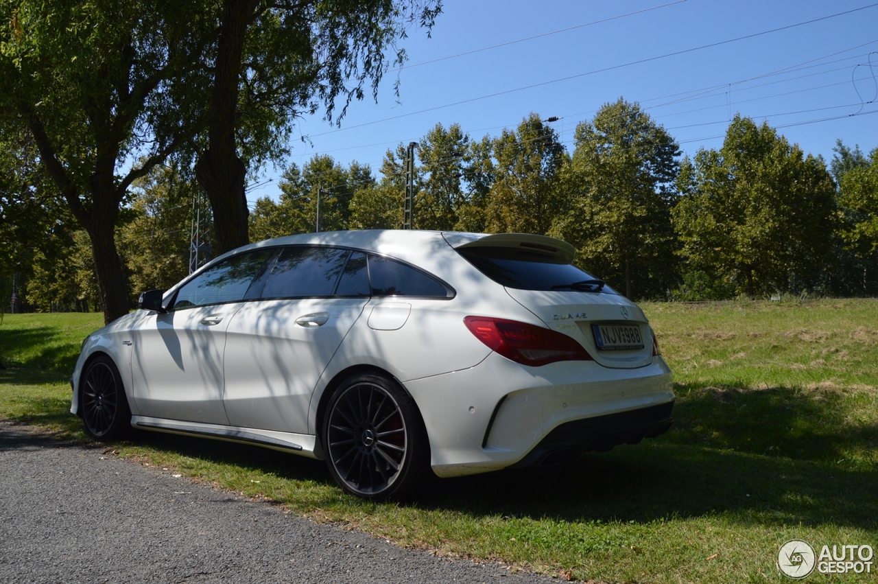 Mercedes-Benz CLA 45 AMG Shooting Brake