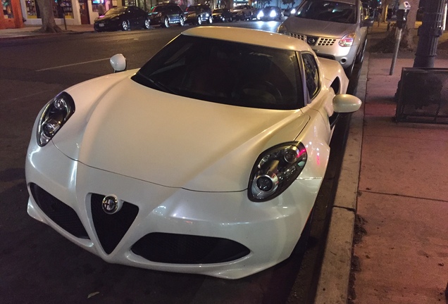 Alfa Romeo 4C Coupé