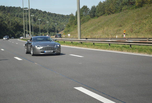 Aston Martin V8 Vantage