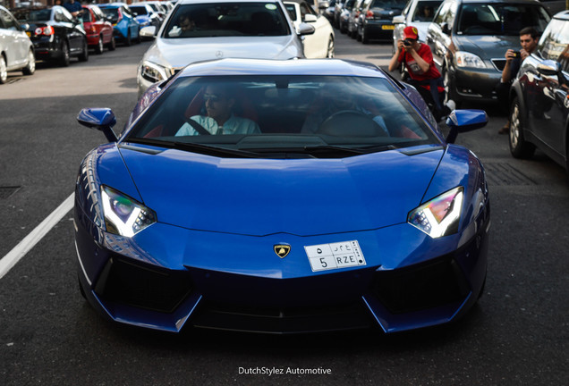 Lamborghini Aventador LP700-4