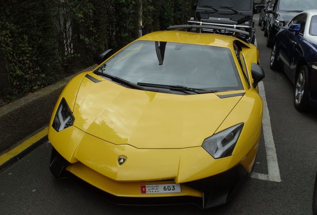 Lamborghini Aventador LP750-4 SuperVeloce