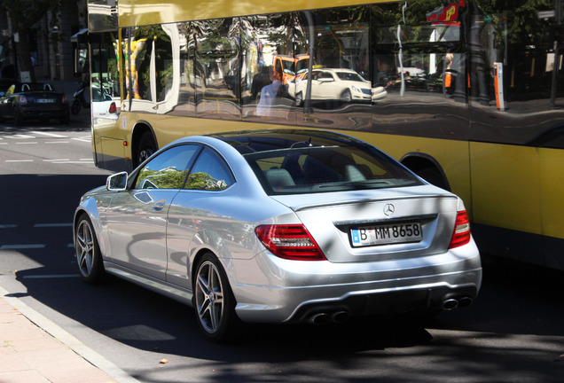 Mercedes-Benz C 63 AMG Coupé