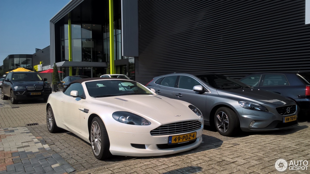 Aston Martin DB9 Volante