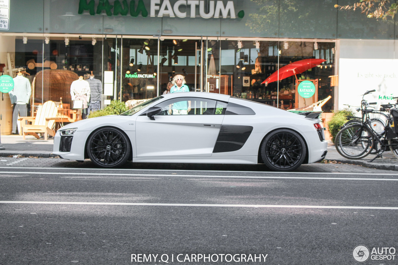 Audi R8 V10 Plus 2015