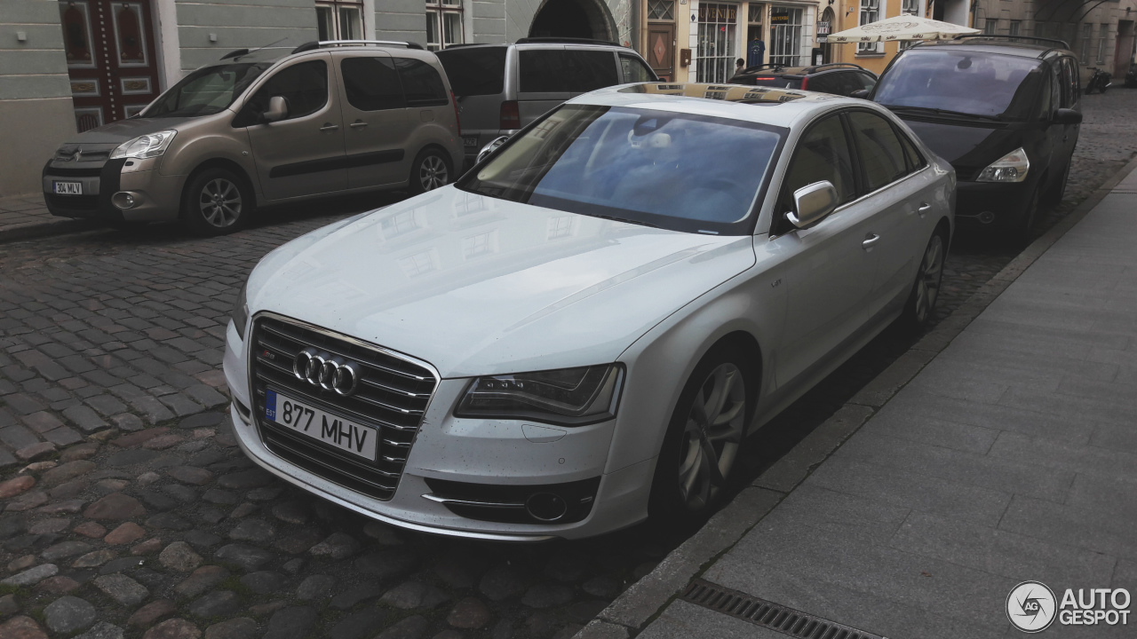 Audi S8 D4