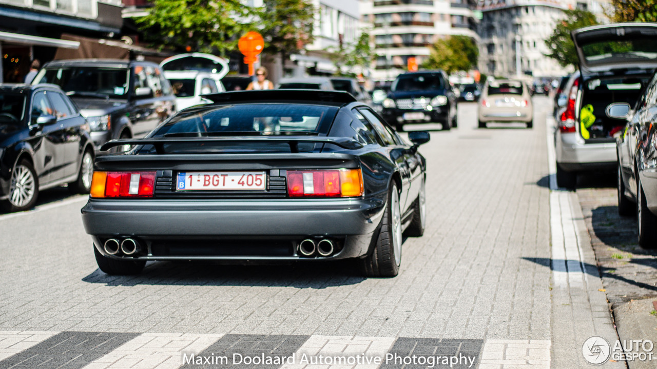 Lotus Esprit SE