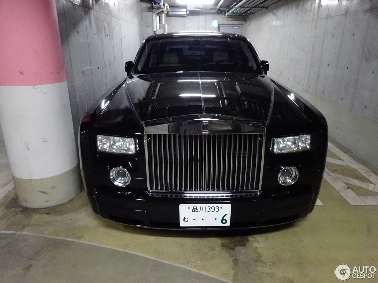 Rolls-Royce Phantom EWB