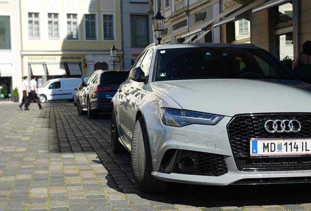 Audi RS6 Avant C7 2015