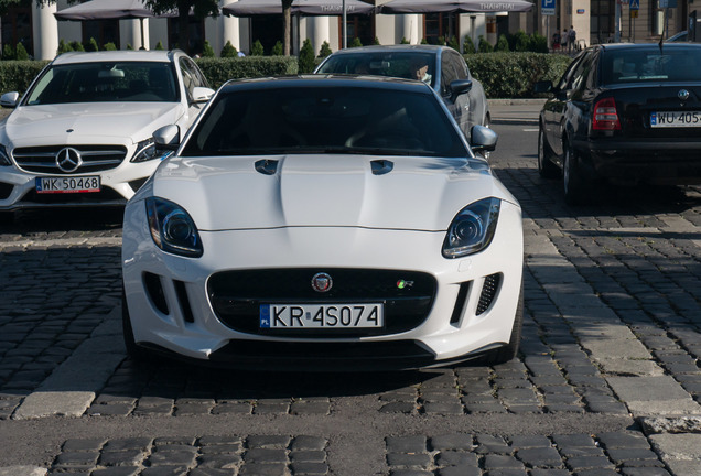 Jaguar F-TYPE R Coupé