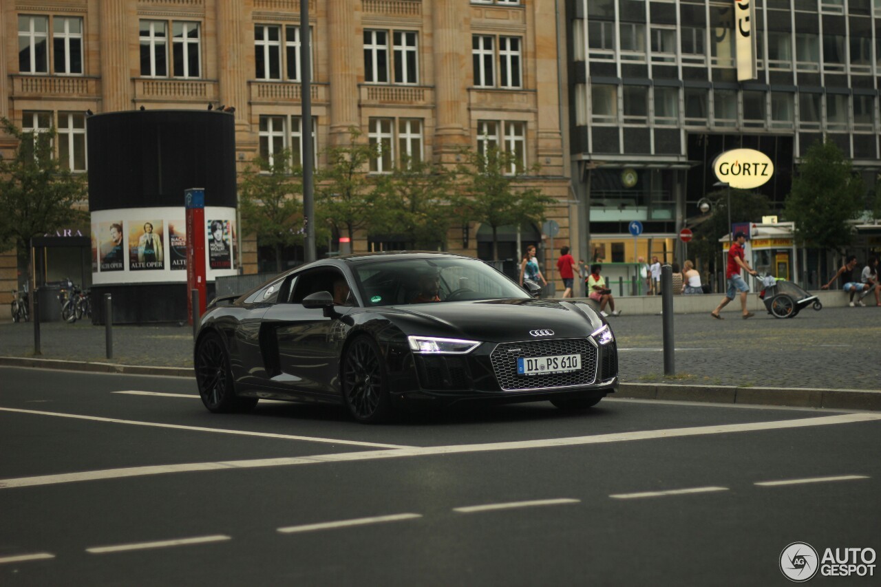 Audi R8 V10 Plus 2015