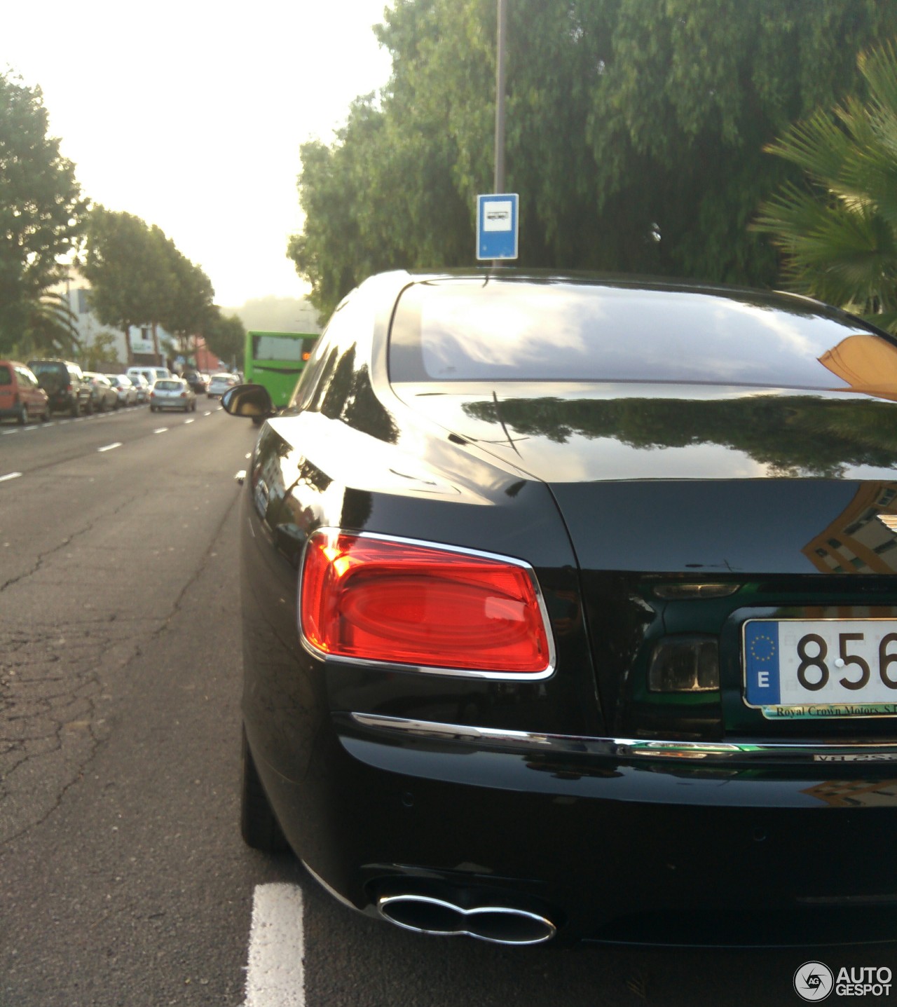 Bentley Flying Spur V8