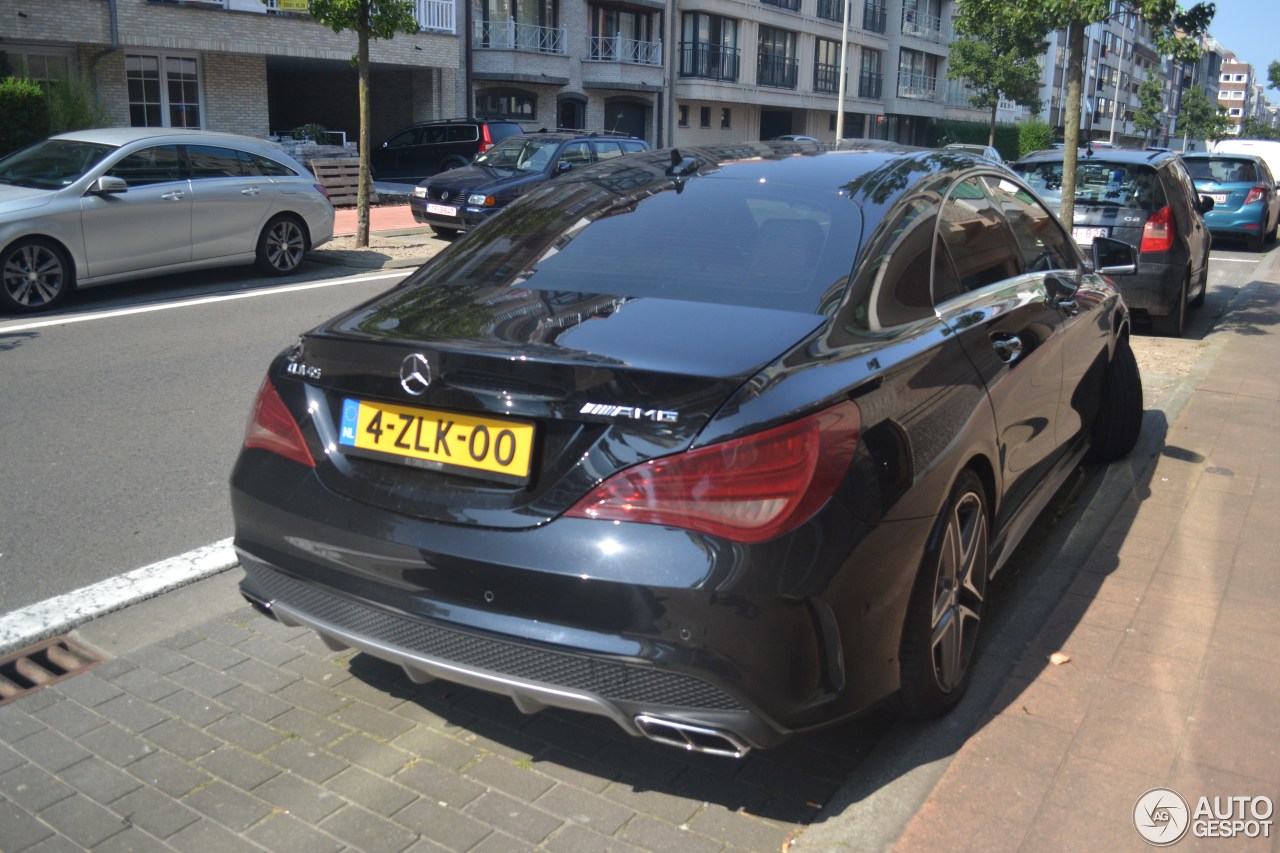 Mercedes-Benz CLA 45 AMG C117