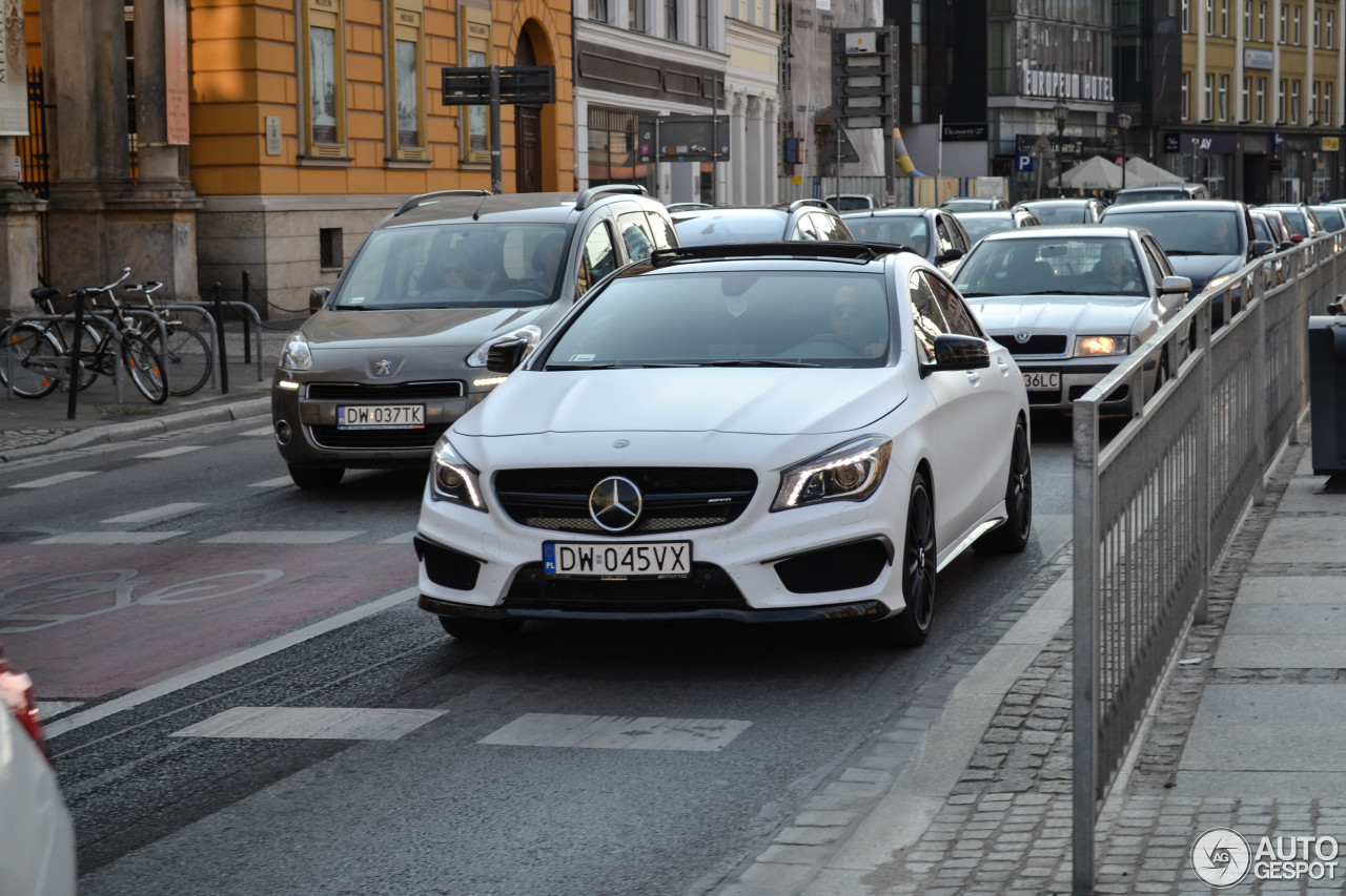 Mercedes-Benz CLA 45 AMG C117