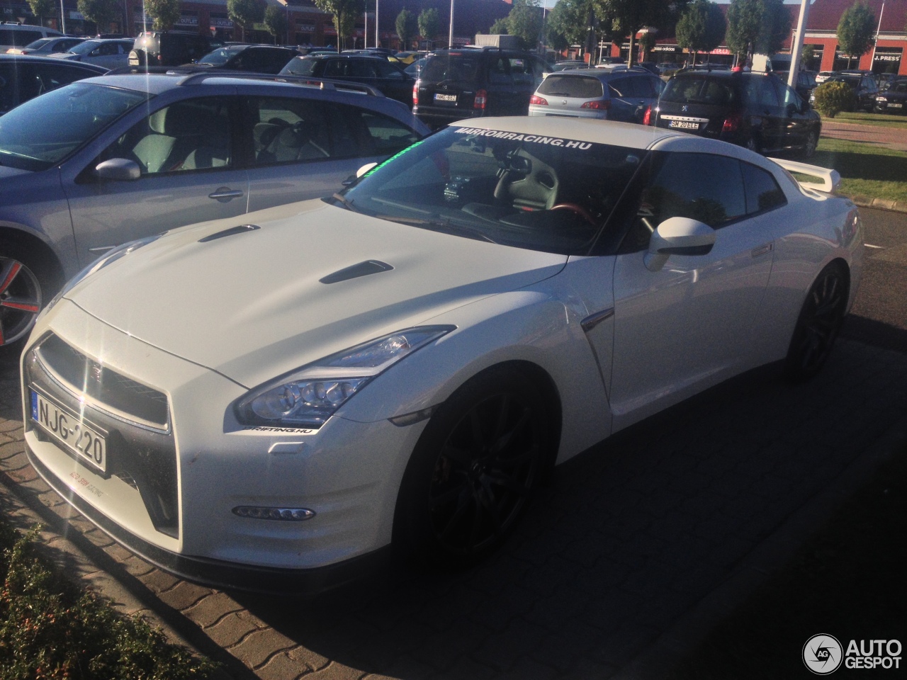 Nissan GT-R 2015