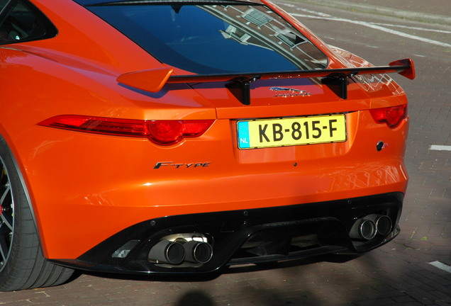 Jaguar F-TYPE SVR Coupé