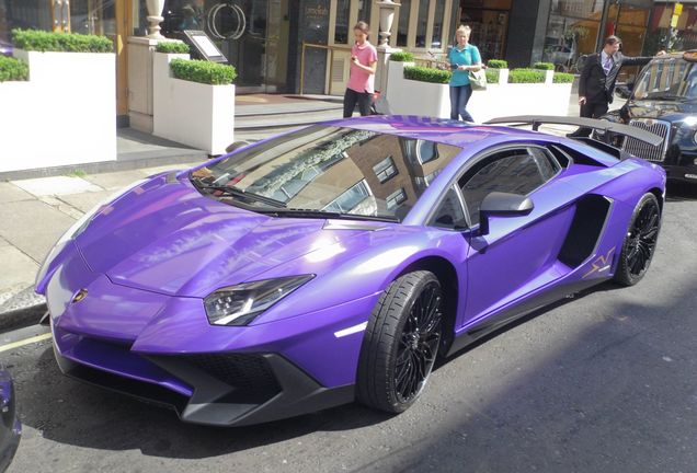 Lamborghini Aventador LP750-4 SuperVeloce