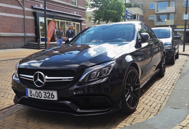 Mercedes-AMG C 63 S W205