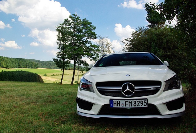 Mercedes-AMG CLA 45 C117