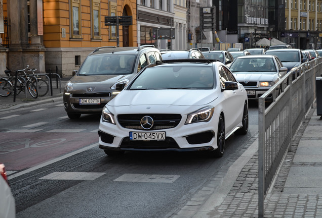 Mercedes-Benz CLA 45 AMG C117