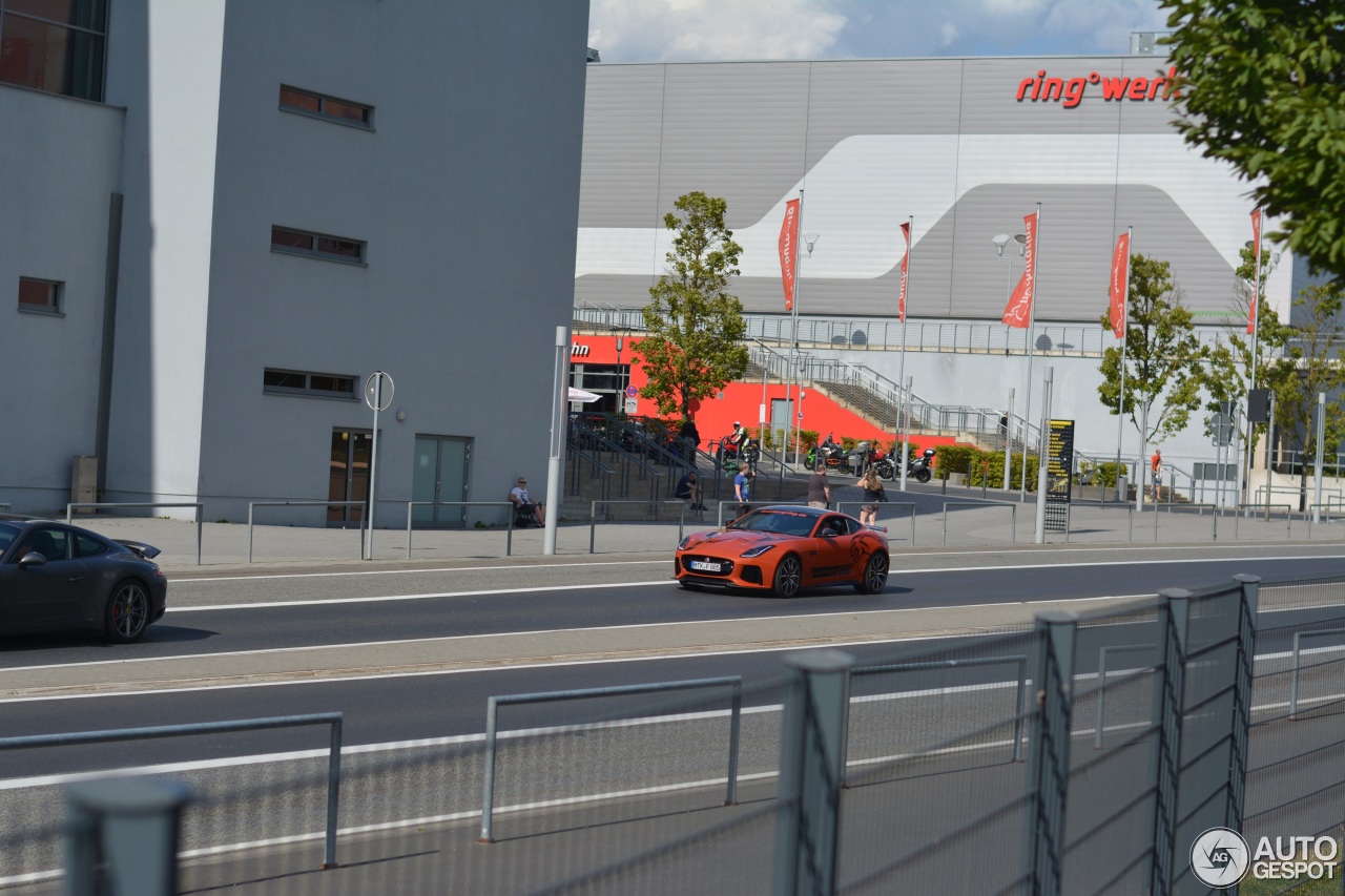 Jaguar F-TYPE SVR Coupé