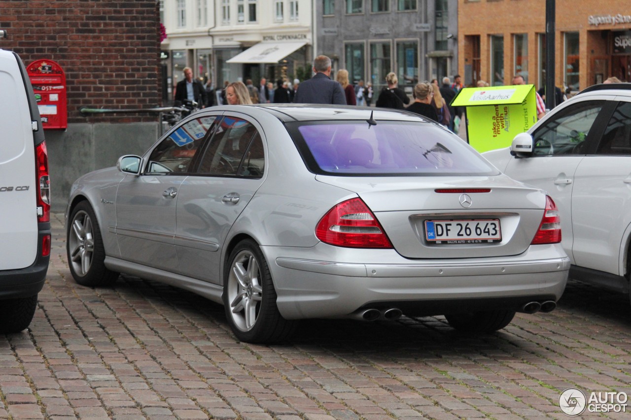 Mercedes-Benz E 55 AMG