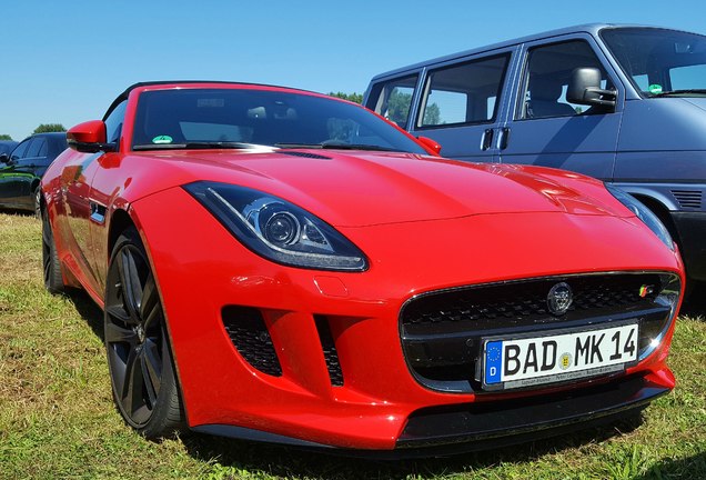 Jaguar F-TYPE S Convertible