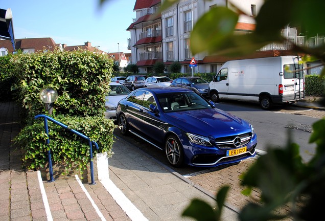 Mercedes-AMG C 63 S W205