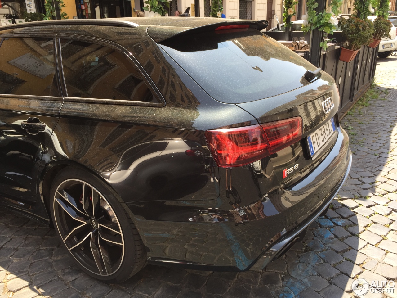 Audi RS6 Avant C7 2015