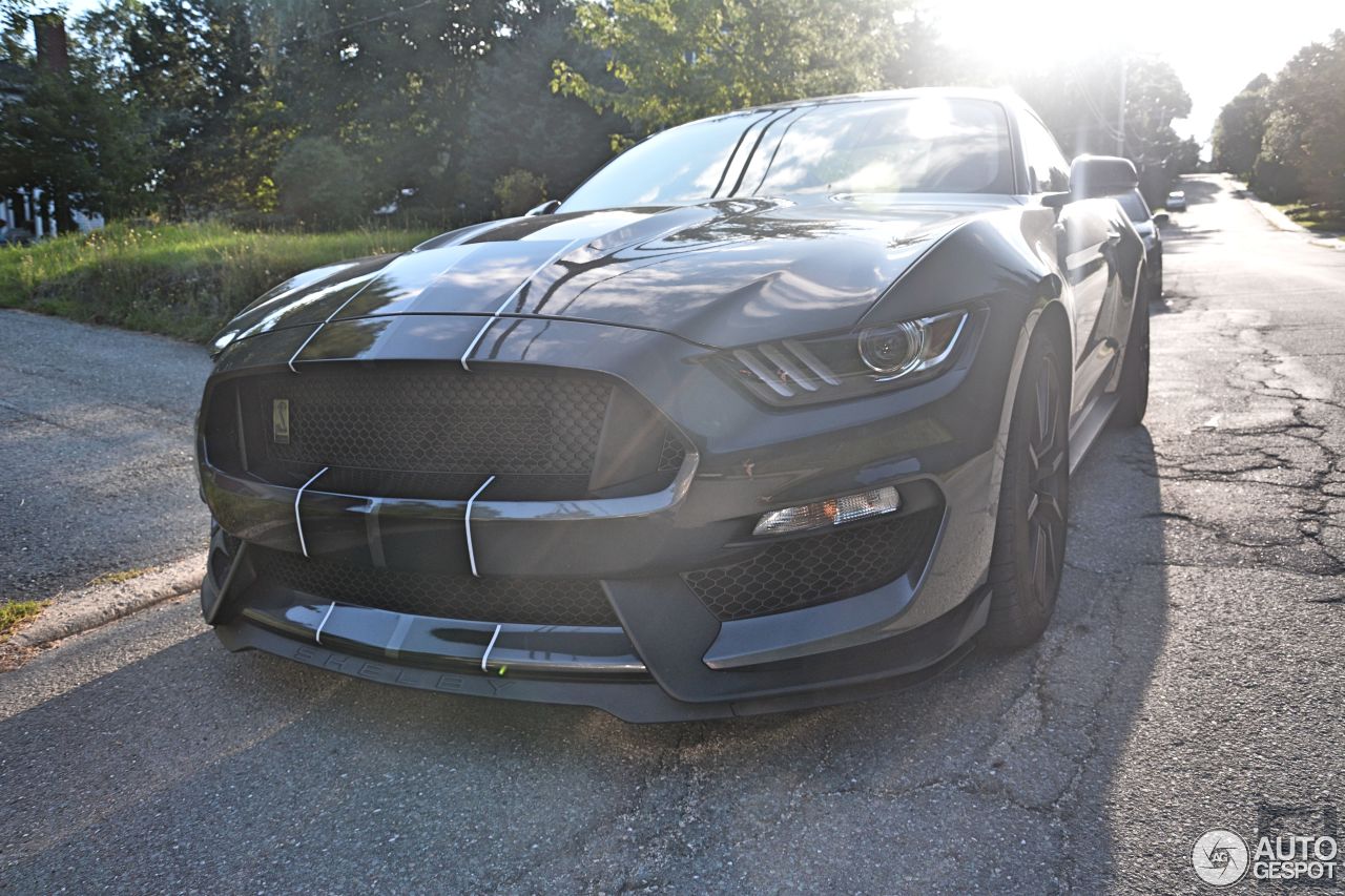 Ford Mustang Shelby GT350 2015