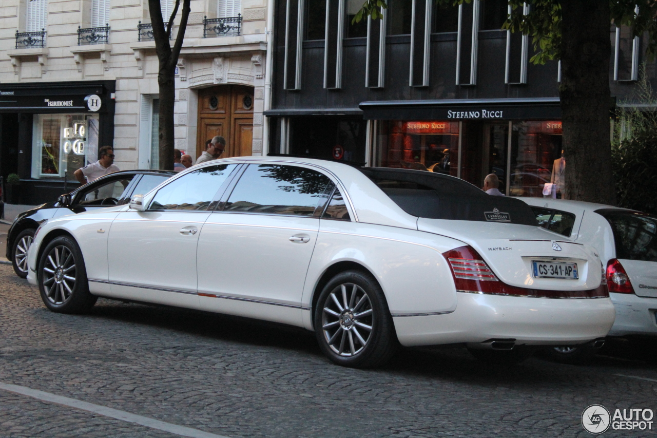 Maybach 62 S Landaulet 2011