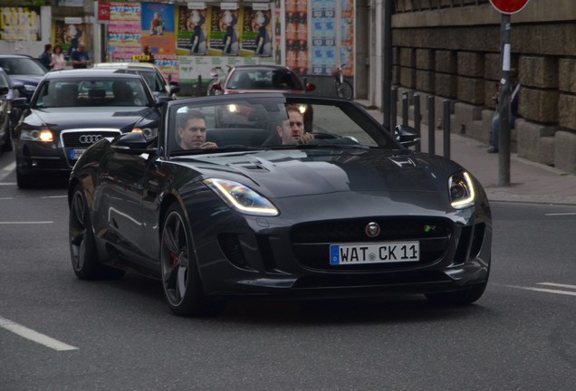 Jaguar F-TYPE R AWD Convertible