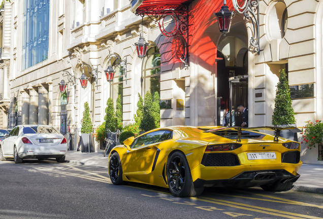 Lamborghini Aventador LP700-4