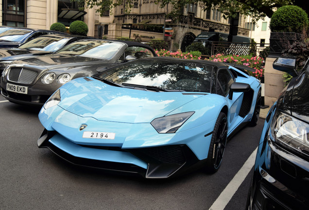 Lamborghini Aventador LP750-4 SuperVeloce Roadster