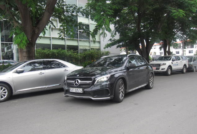 Mercedes-Benz GLA 45 AMG X156