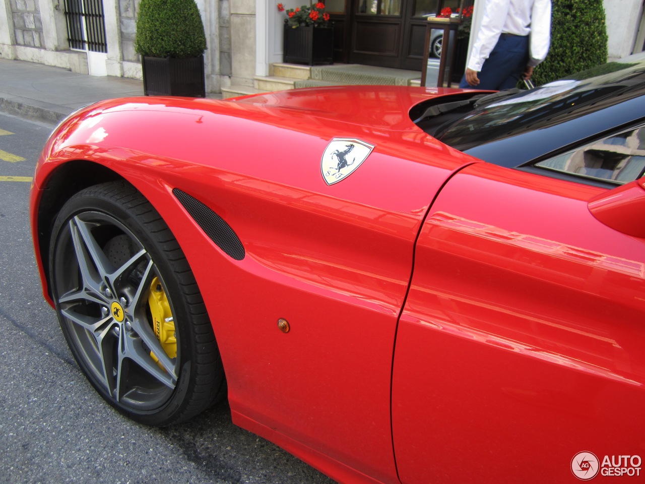 Ferrari California T