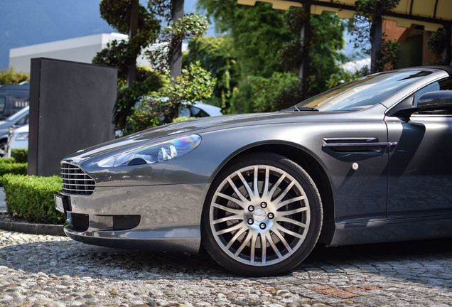 Aston Martin DB9 Volante