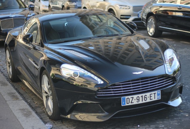 Aston Martin Vanquish 2013