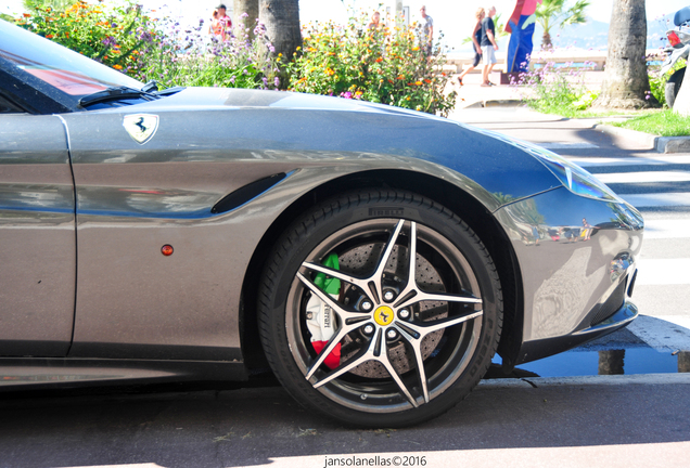 Ferrari California T