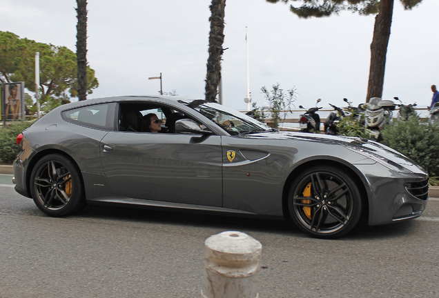 Ferrari FF