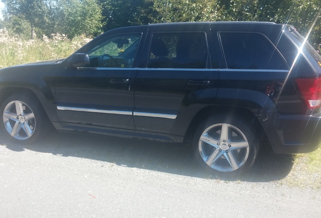 Jeep Grand Cherokee SRT-8 2005