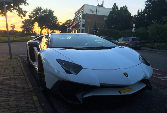 Lamborghini Aventador LP750-4 SuperVeloce Roadster