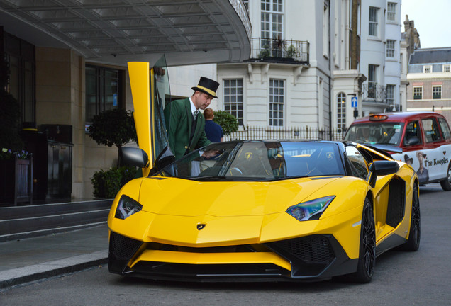 Lamborghini Aventador LP750-4 SuperVeloce Roadster