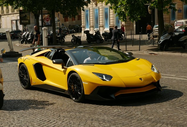 Lamborghini Aventador LP750-4 SuperVeloce Roadster