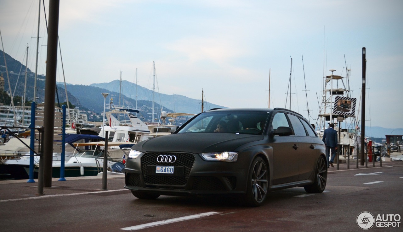 Audi RS4 Avant B8