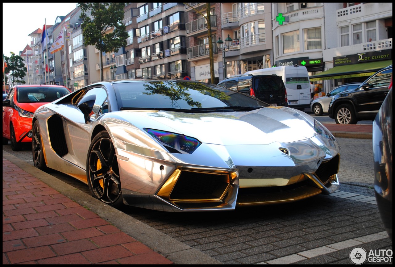 Lamborghini Aventador LP700-4