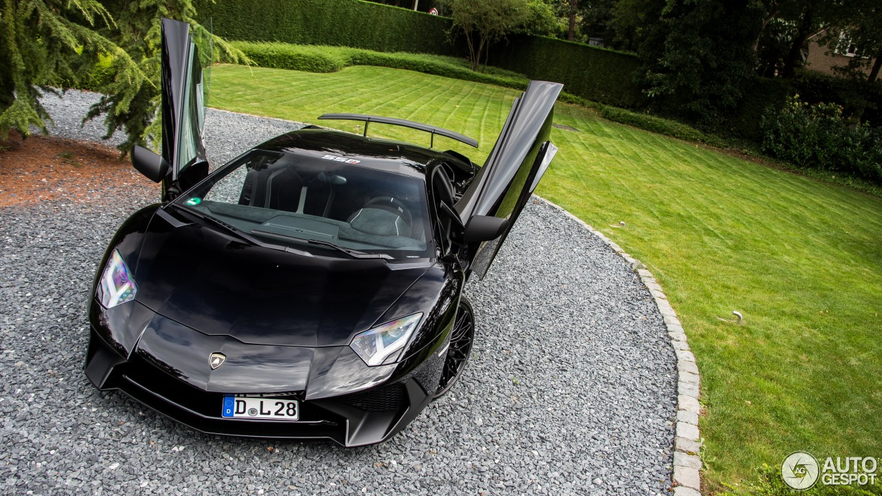 Lamborghini Aventador LP750-4 SuperVeloce