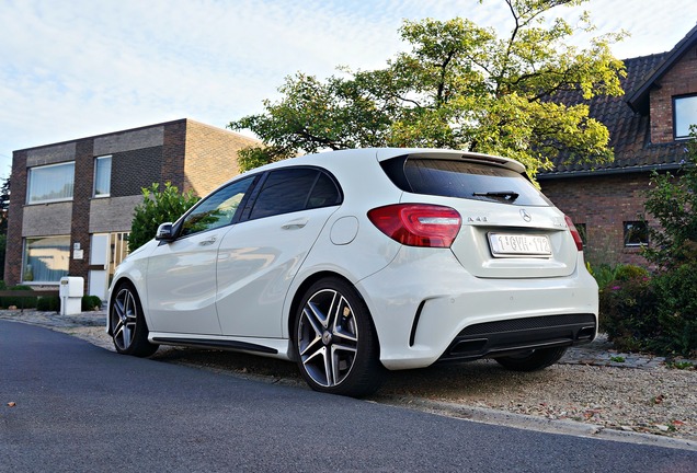 Mercedes-Benz A 45 AMG